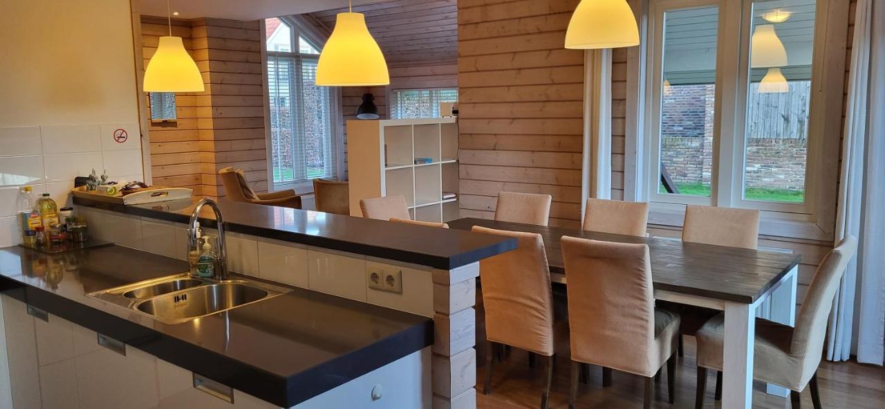 The Black House - Luxurious Holiday Villa Zeewolde Exteriör bild